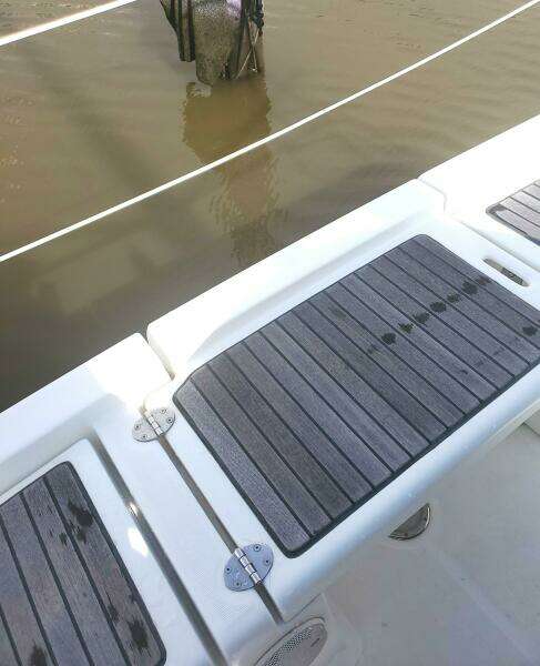 LOTUS 37ft Beneteau Yacht For Sale