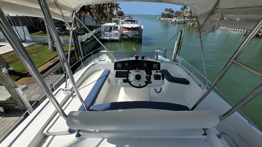 43' 2004 Lagoon 2SR