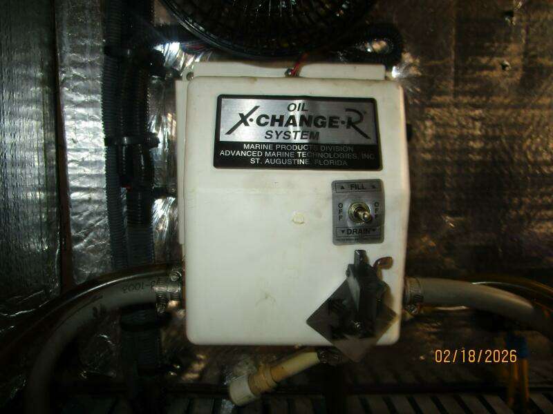 43' Mainship oil change system