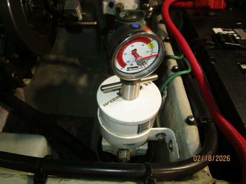 43' 2004 Mainship 430