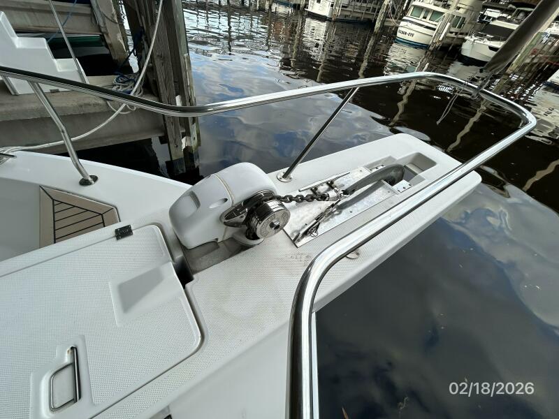 43' 2004 Mainship 430