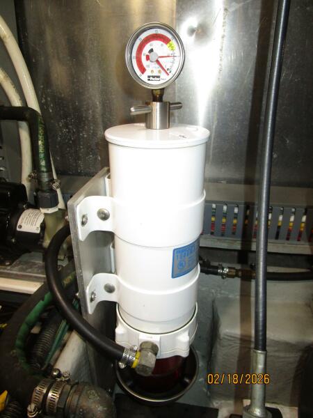 43' 2004 Mainship 430