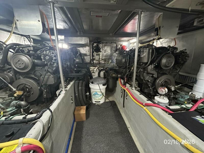 43' 2004 Mainship 430