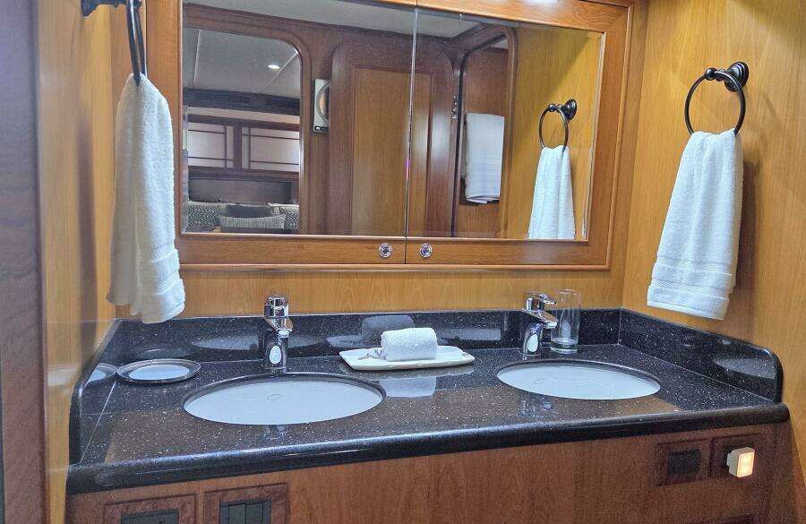 JOURNEY 65ft Outer Reef Yachts Yacht For Sale