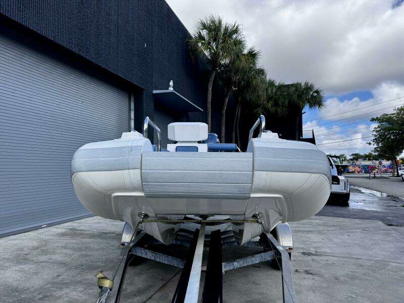 20ft Novurania Yacht For Sale