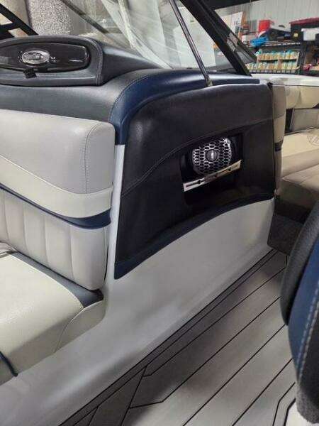 22ft Malibu Yacht For Sale