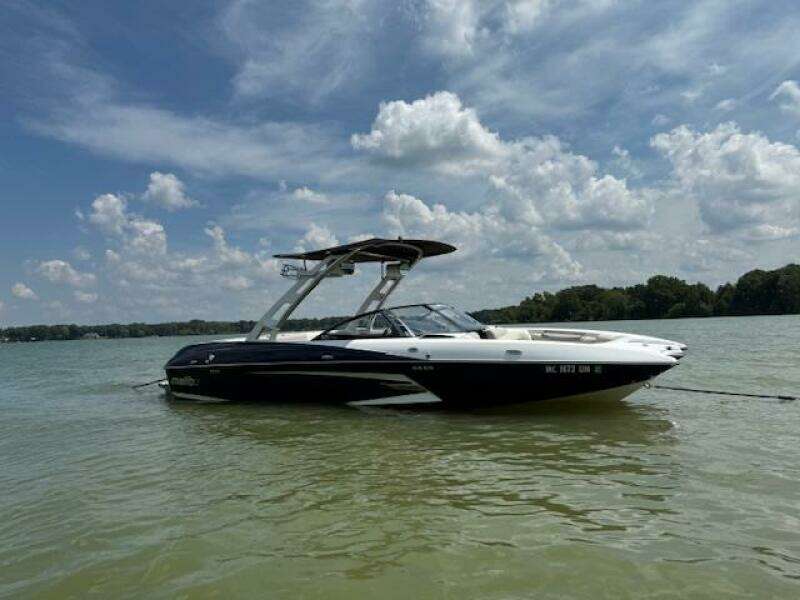 22ft Malibu Yacht For Sale