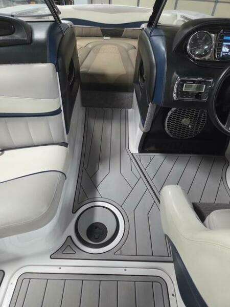 22ft Malibu Yacht For Sale