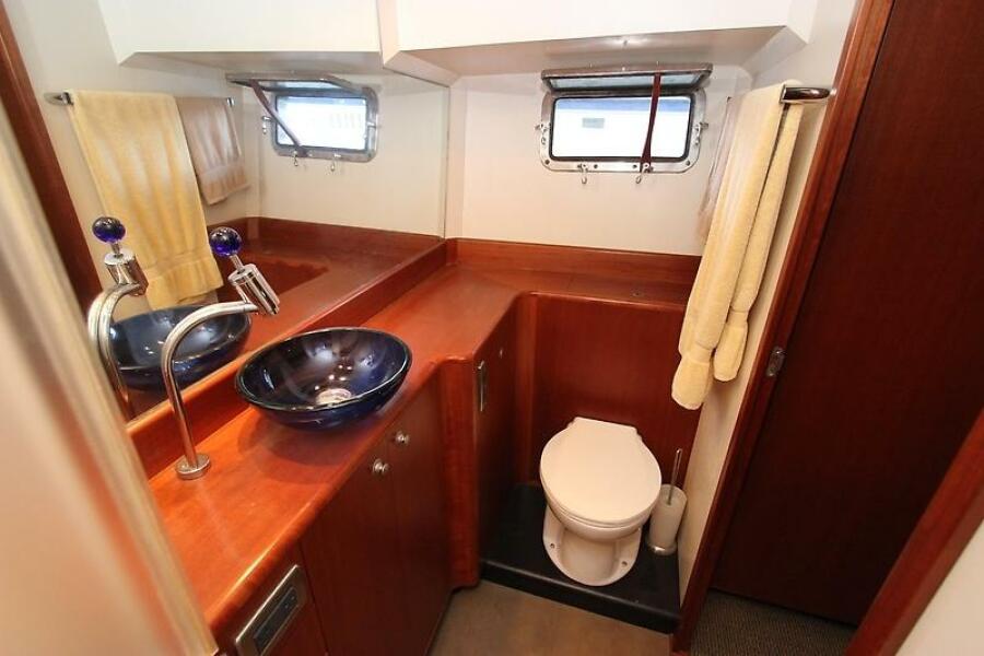 56' 2006 Huckins 56 Linwood