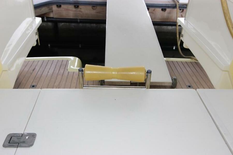 56' 2006 Huckins 56 Linwood