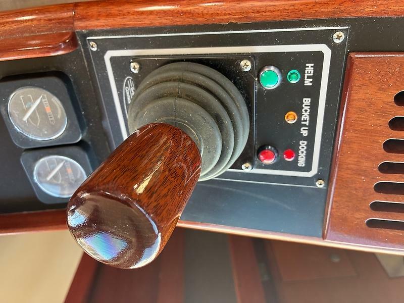 56' 2006 Huckins 56 Linwood