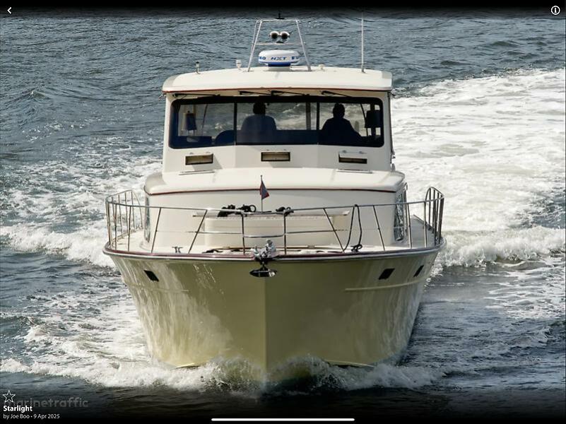 56' 2006 Huckins 56 Linwood