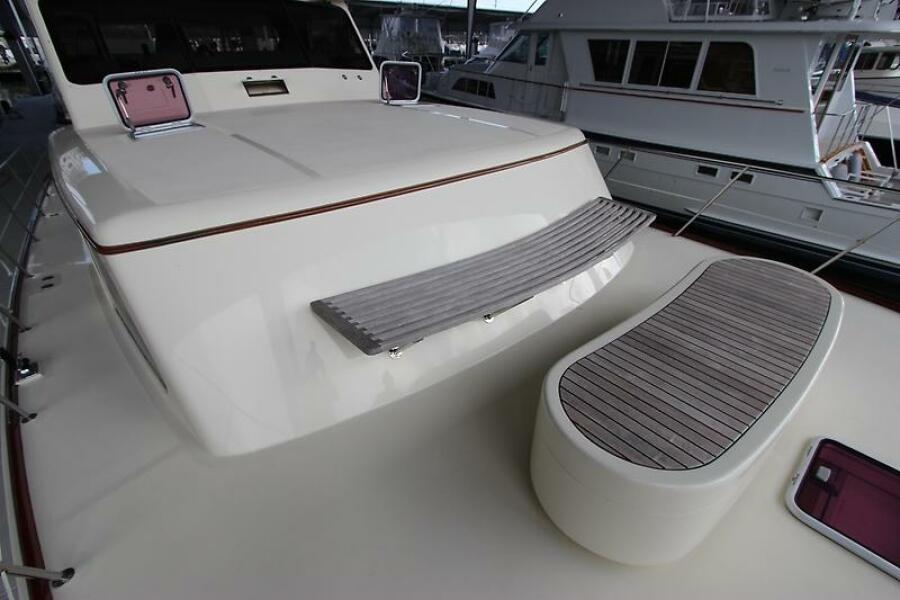 56' 2006 Huckins 56 Linwood