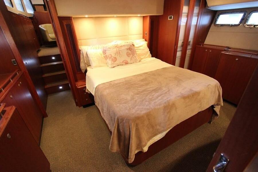 56' 2006 Huckins 56 Linwood