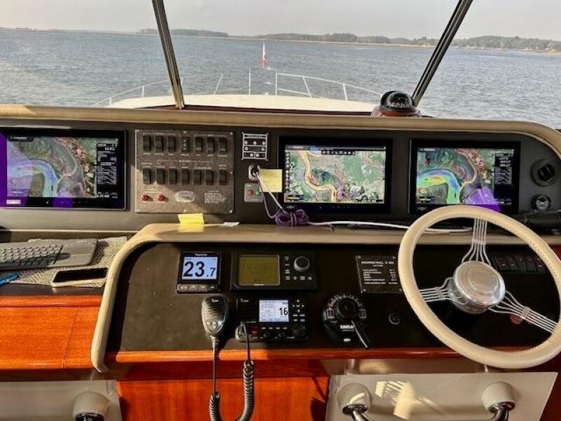 56' 2006 Huckins 56 Linwood