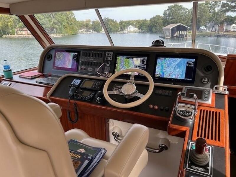 56' 2006 Huckins 56 Linwood