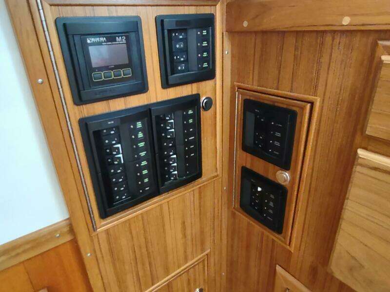 PETREL 42ft Cascade Yacht For Sale