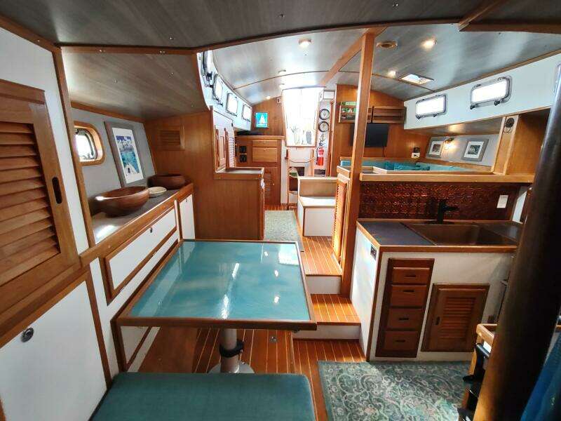 PETREL 42ft Cascade Yacht For Sale