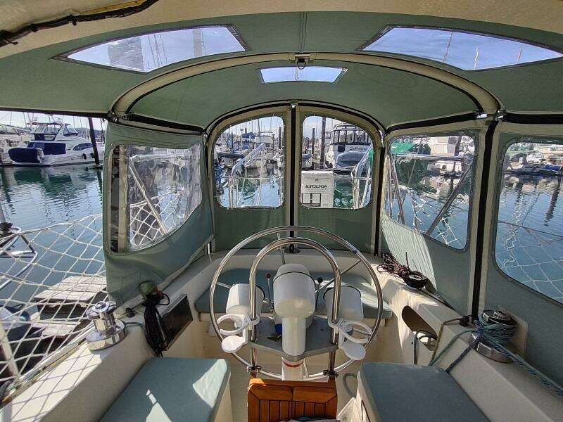 PETREL 42ft Cascade Yacht For Sale