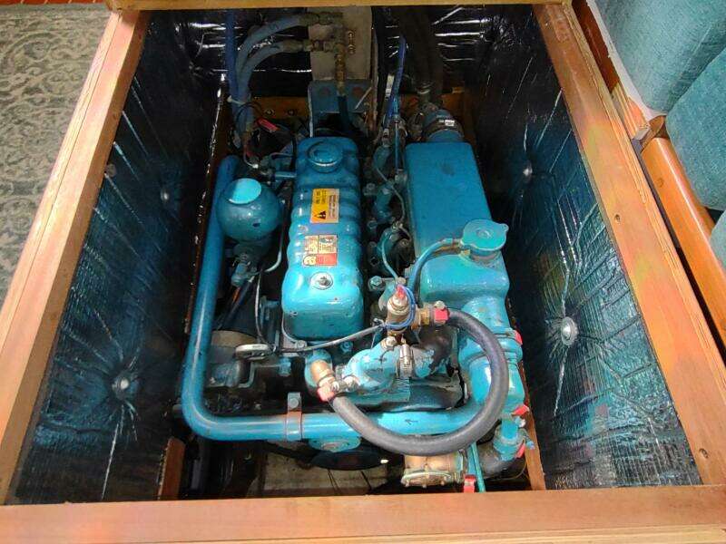 PETREL 42ft Cascade Yacht For Sale