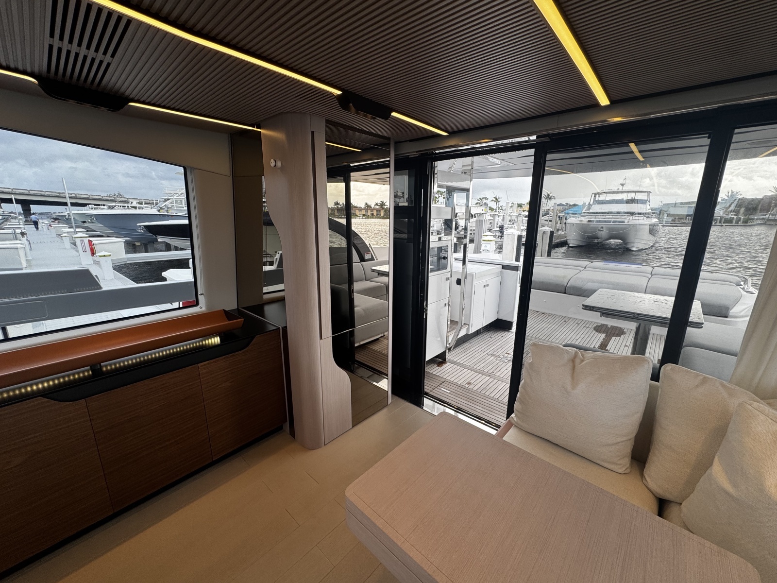 70ft Azimut Yacht For Sale