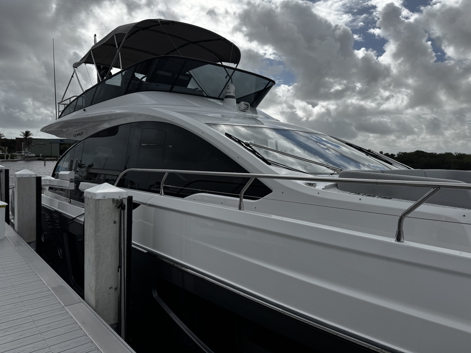 70ft Azimut Yacht For Sale