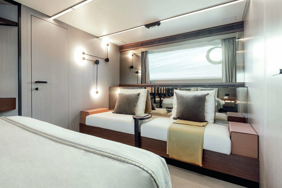 70ft Azimut Yacht For Sale