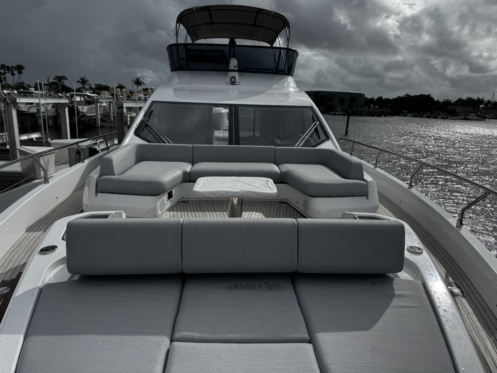 70ft Azimut Yacht For Sale