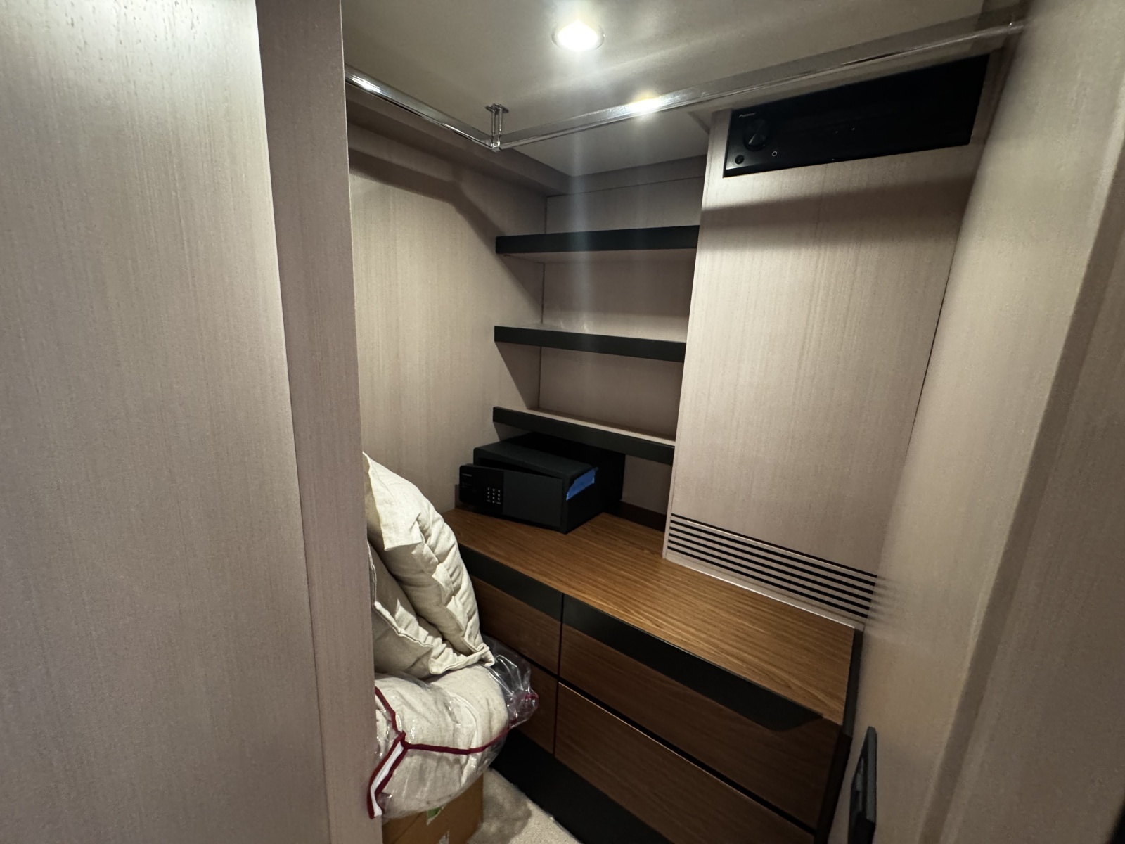 70ft Azimut Yacht For Sale