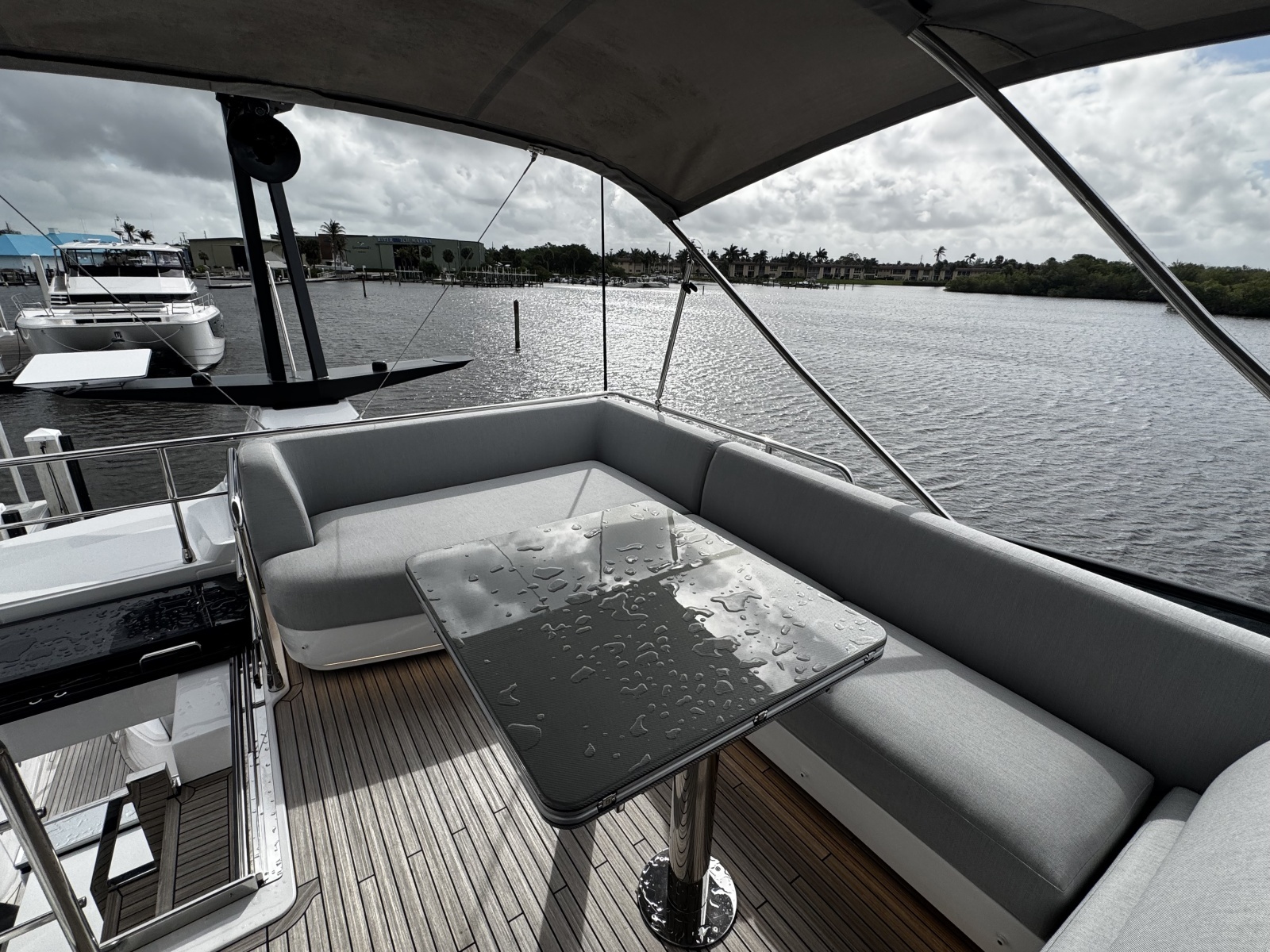 70ft Azimut Yacht For Sale