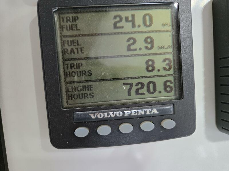 29' 2008 MJM 29z Downeast