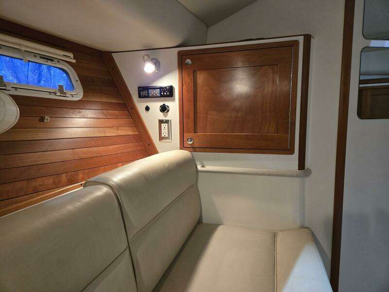 BLUE SKYz 29ft MJM Yacht For Sale