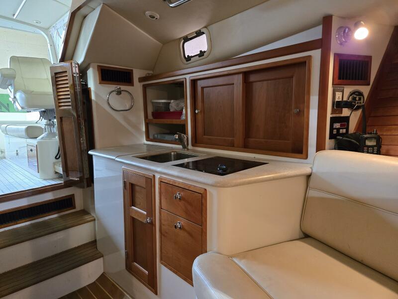 29' 2008 MJM 29z Downeast