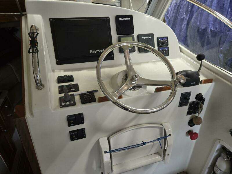 BLUE SKYz 29ft MJM Yacht For Sale