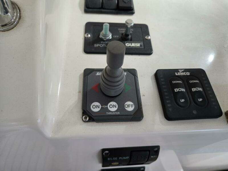 BLUE SKYz 29ft MJM Yacht For Sale