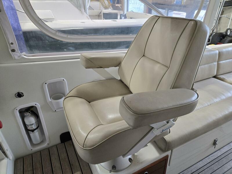 29' 2008 MJM 29z Downeast