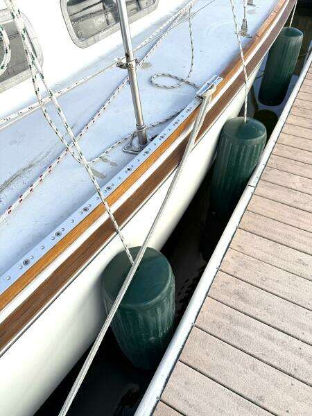Wanderer 35ft Pearson Yacht For Sale