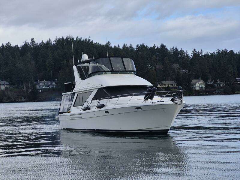 39ft Bayliner Yacht For Sale