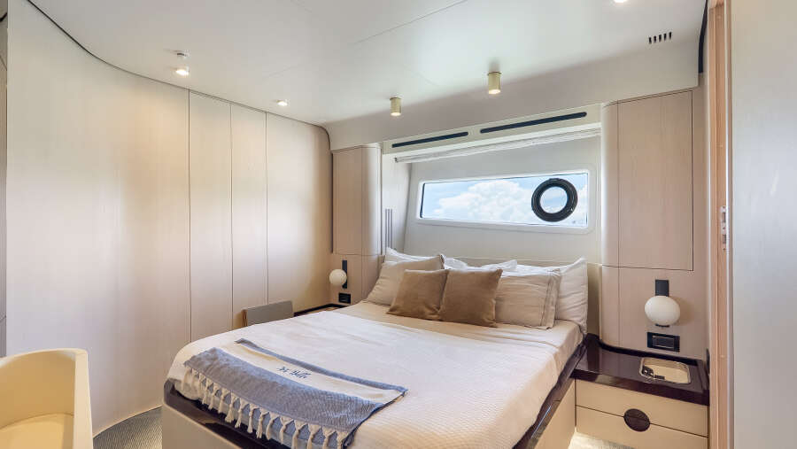 78ft Azimut Yacht For Sale