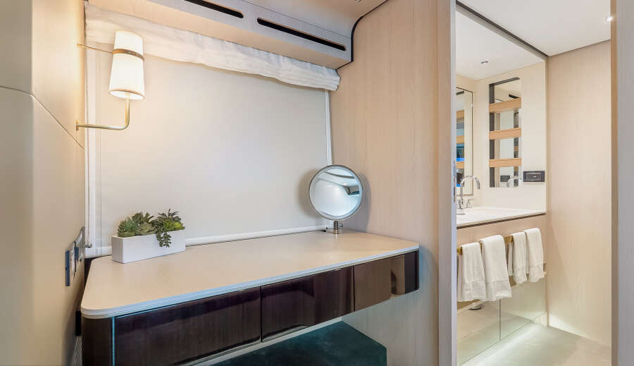 78ft Azimut Yacht For Sale