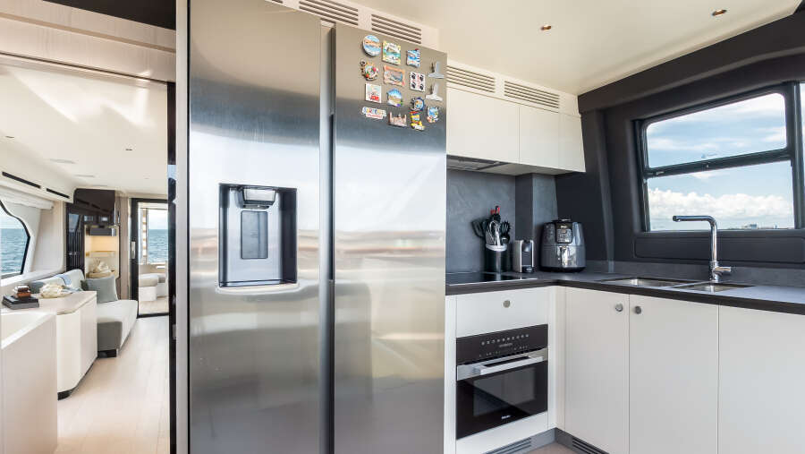 78ft Azimut Yacht For Sale