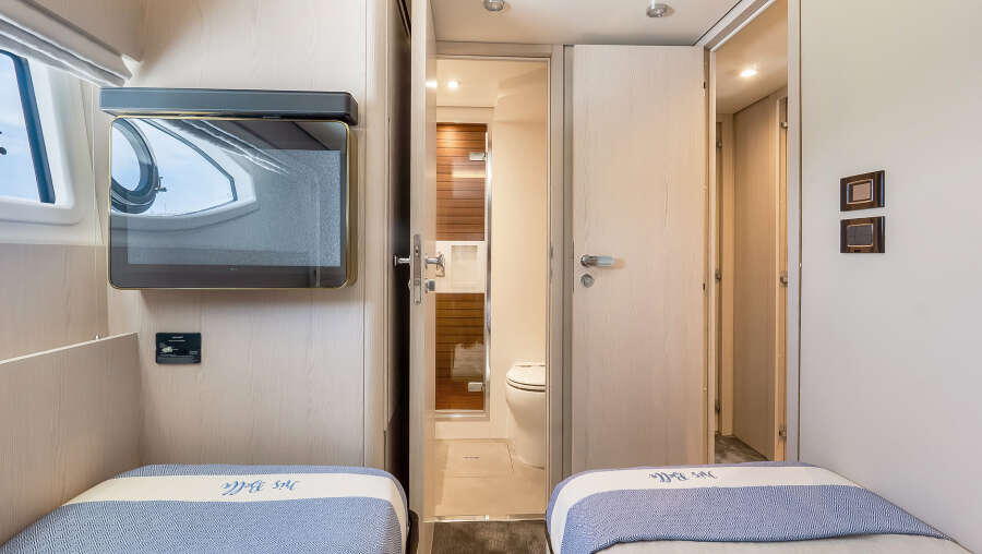 78ft Azimut Yacht For Sale