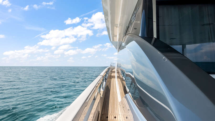 78ft Azimut Yacht For Sale