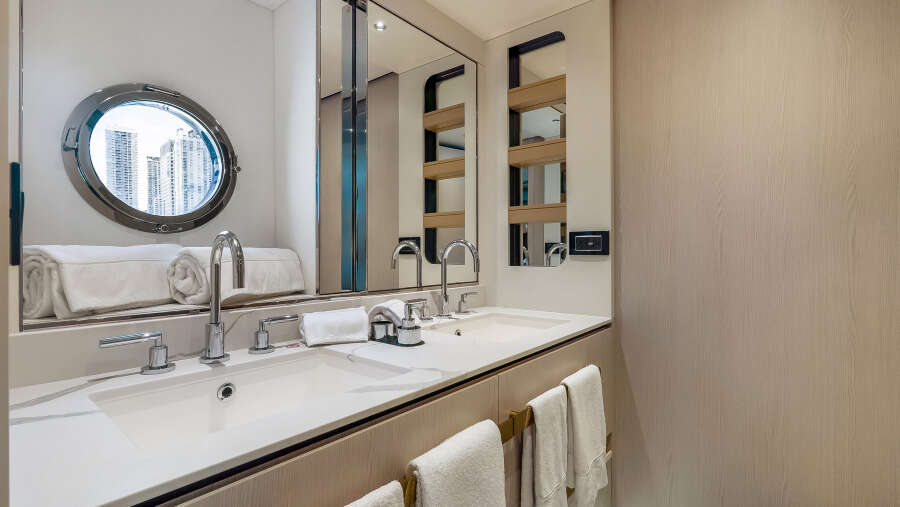 78ft Azimut Yacht For Sale