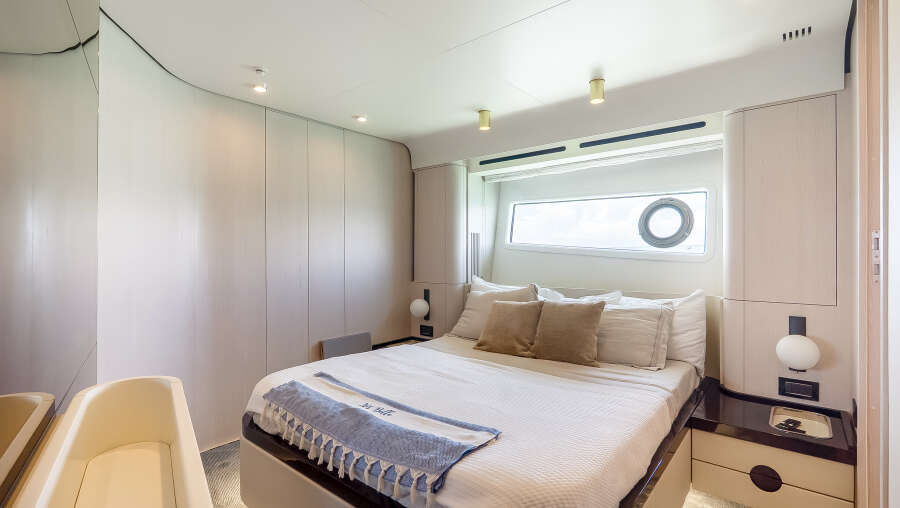 78ft Azimut Yacht For Sale