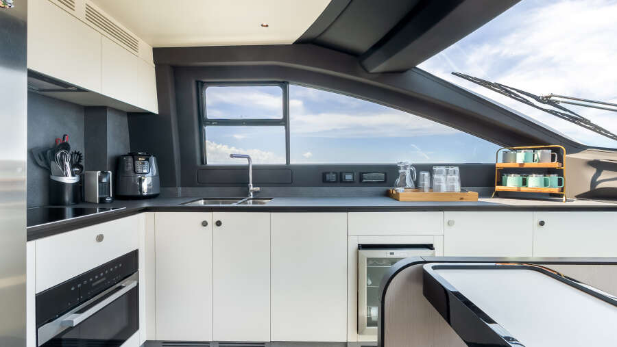 78ft Azimut Yacht For Sale