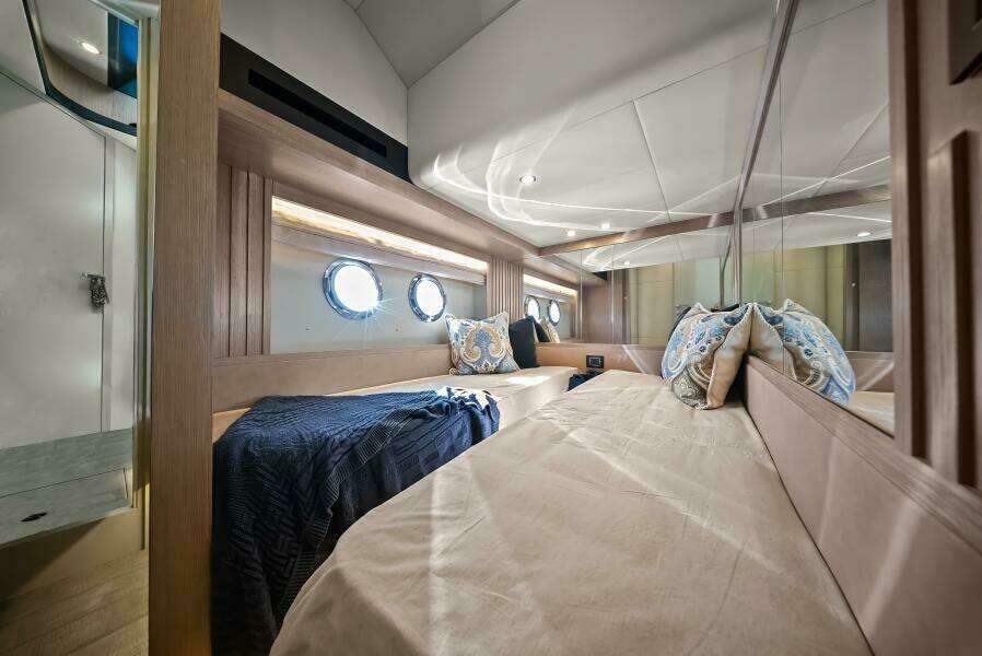 2025 Absolute Navetta 53 - Stateroom