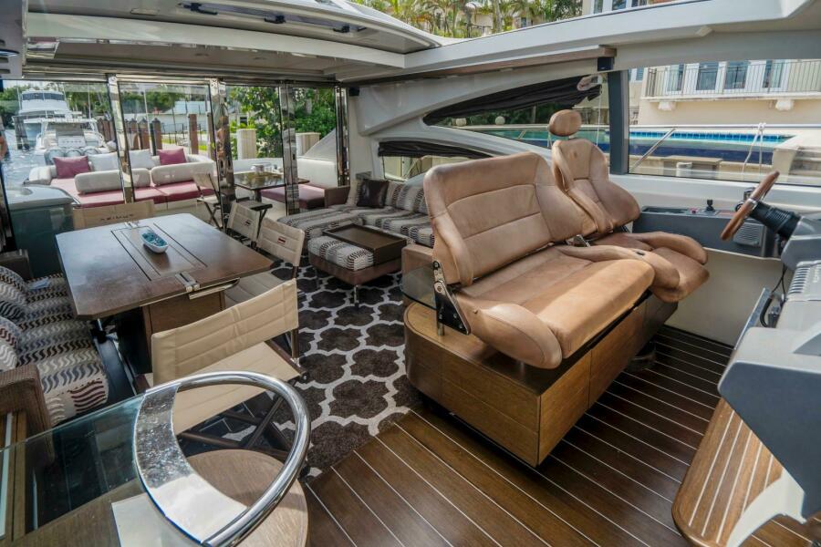 68' 2007 Azimut 68S