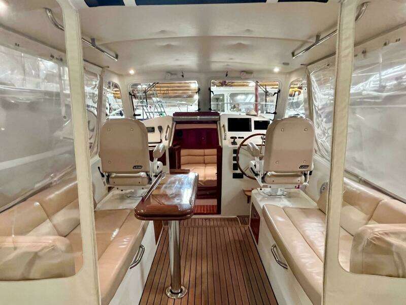 34ft MJM Yacht For Sale