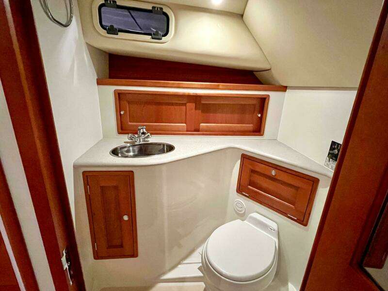 34ft MJM Yacht For Sale